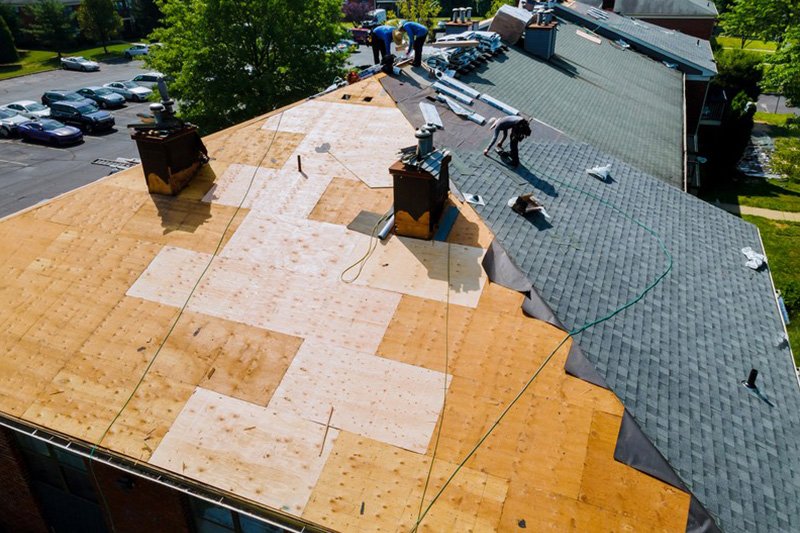 Best Poulsbo roof company in WA near 98370